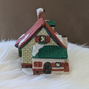 Vintage Village Santa's Best Spirit of America Christmas Porcelain House